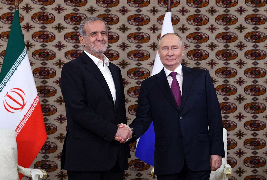 Putin cements ties with Iranian counterpart