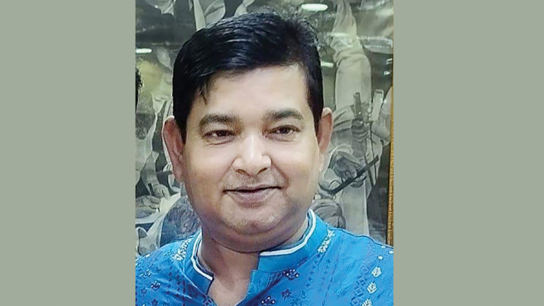 Illegal cigarette rolling papers, tax stamps seized at ex-councillor’s godown