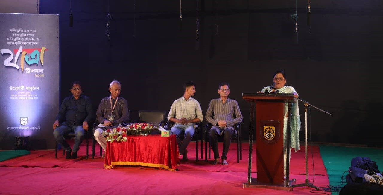 Jatra Festival: Thousands of spectators throng Suhrawardy Udyan on opening day