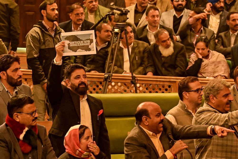 Indian Kashmir assembly demands restoration of special autonomy