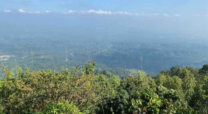 Huge arms, ammo recovered from KNF den: ISPR