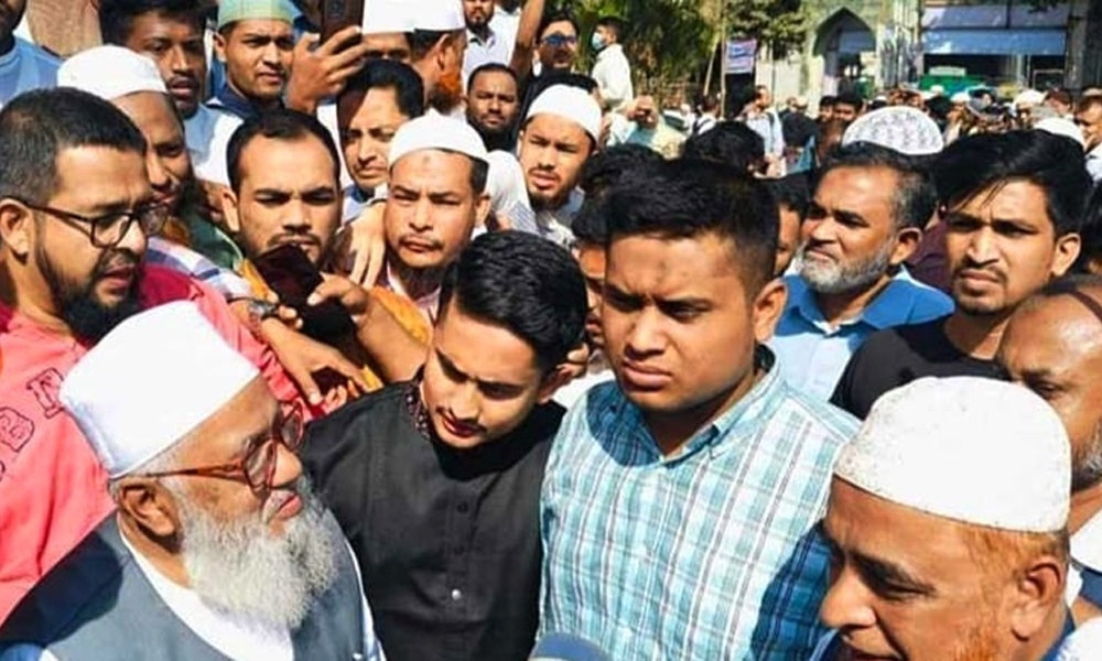 Ban ISKCON immediately, Sarjis to govt