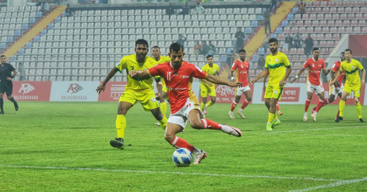Holders Bashundhara Kings punish Rahamatganj 4-1