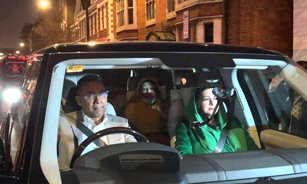 Khaleda Zia goes to son's residence from London hospital