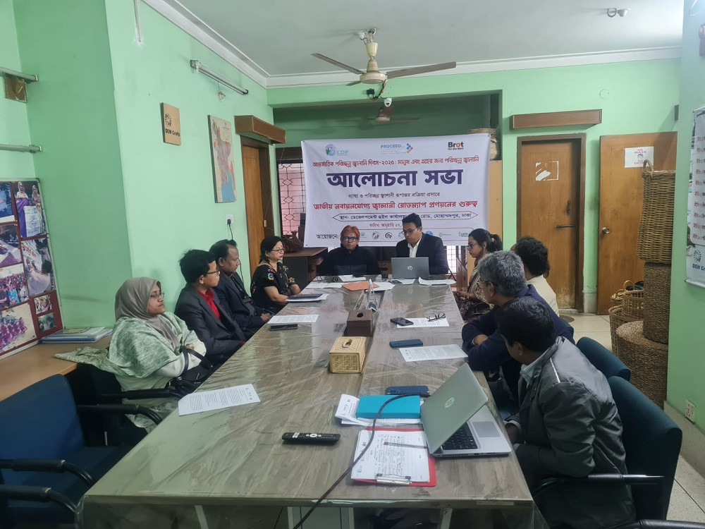 Renewable energy key to resolve power crisis: Speakers