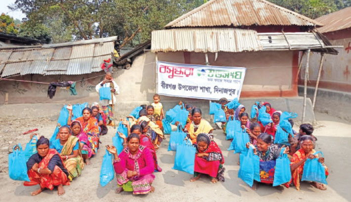 40 Birganj families receive warm clothes