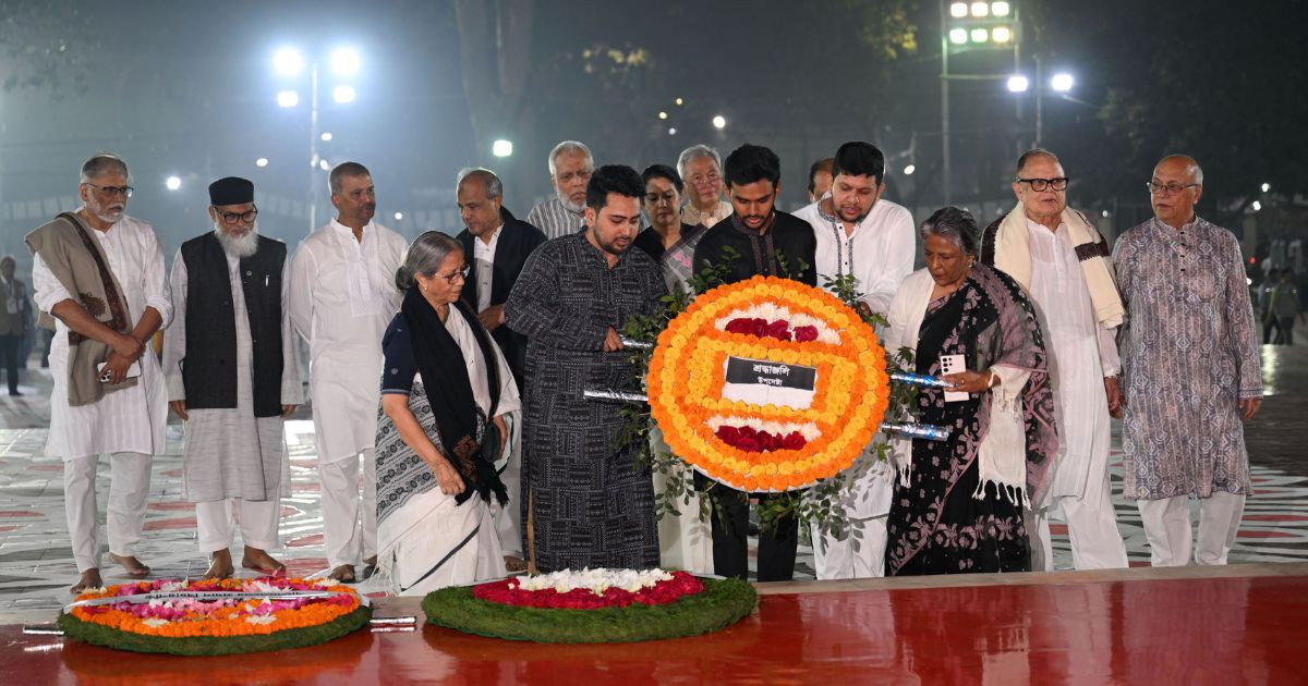 Nation pays homage to language martyrs