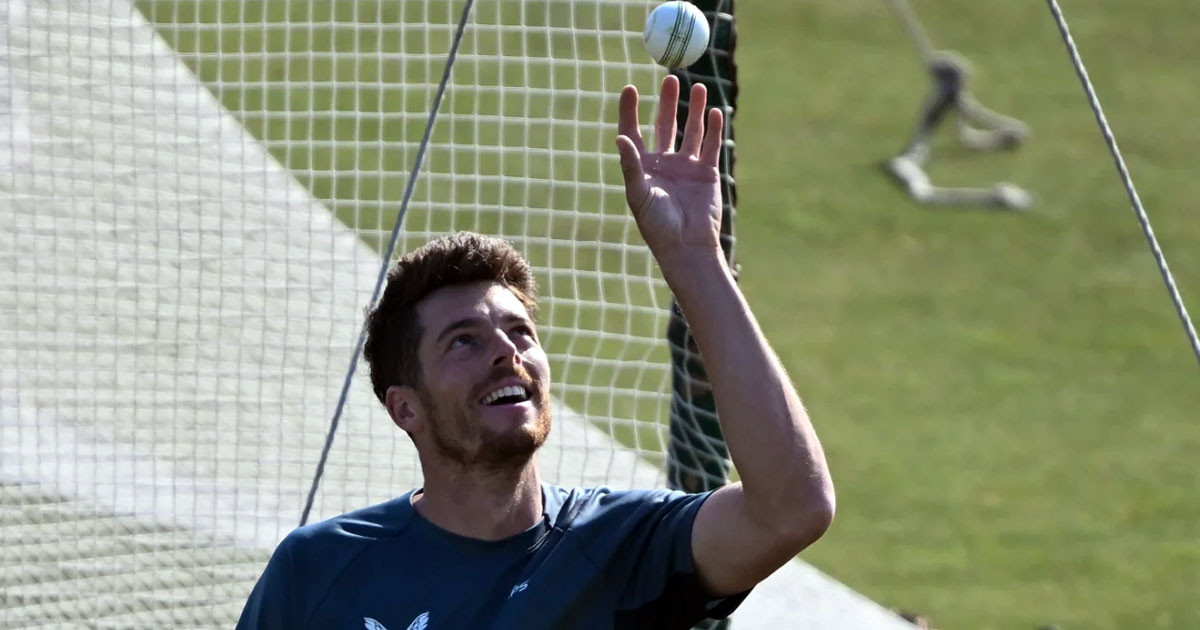 Santner wants New Zealand to keep ‘open mind’ for final
