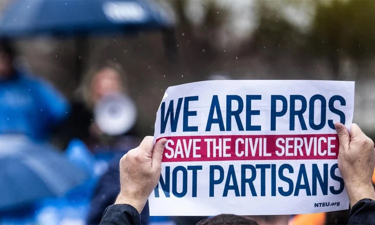 US federal judge orders agencies to rehire fired workers