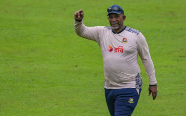 Simmons set to continue as Bangladesh head coach until 2027 World Cup