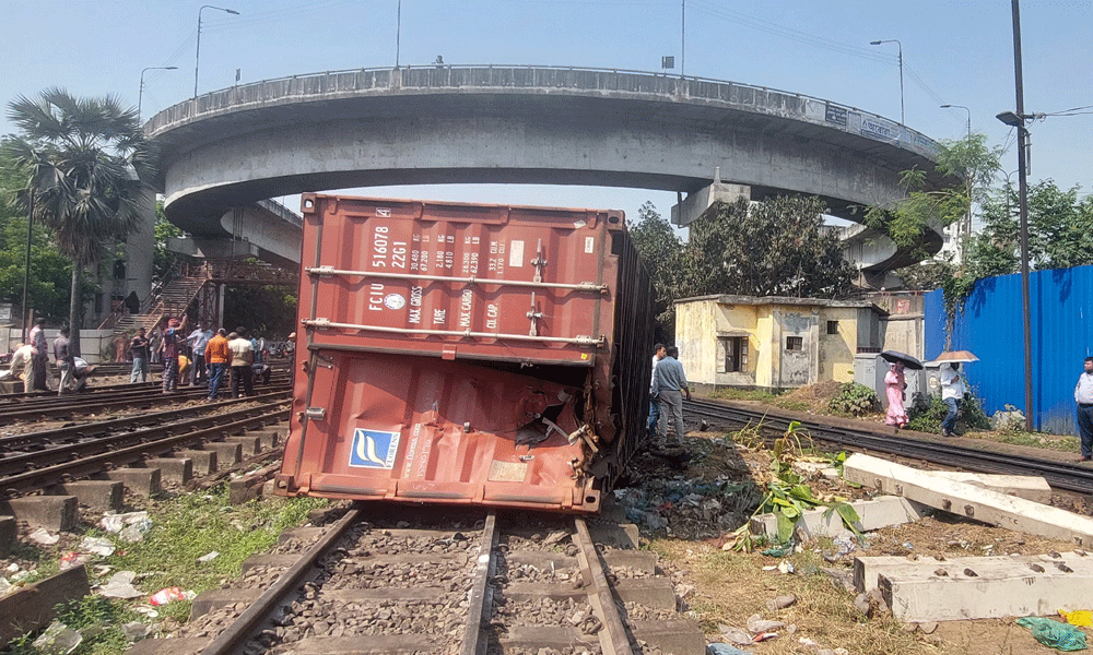 Container train derails at Kamalapur, disrupts services