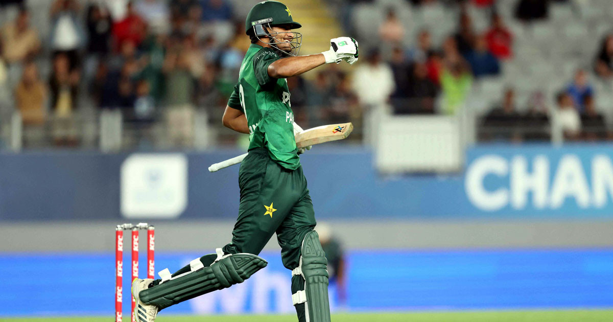 Nawaz smacks maiden ton as Pakistan win 3rd NZ T20