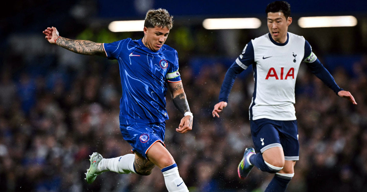 Fernandez fires Chelsea into fourth