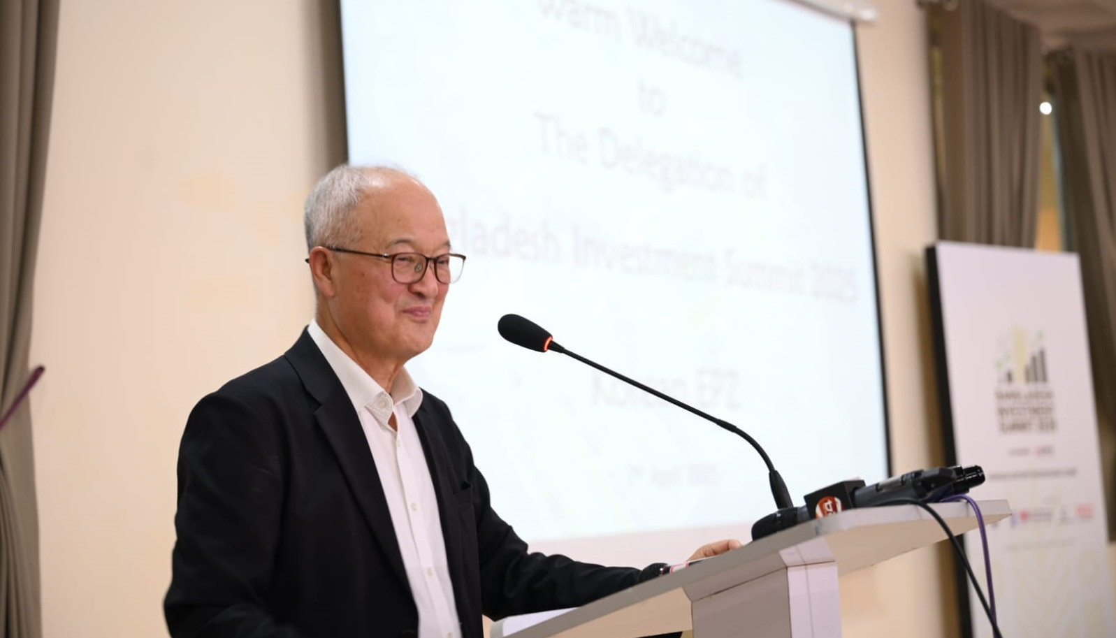 Youngone chief urges foreign investors to choose Bangladesh, lauds interim govt’s efforts