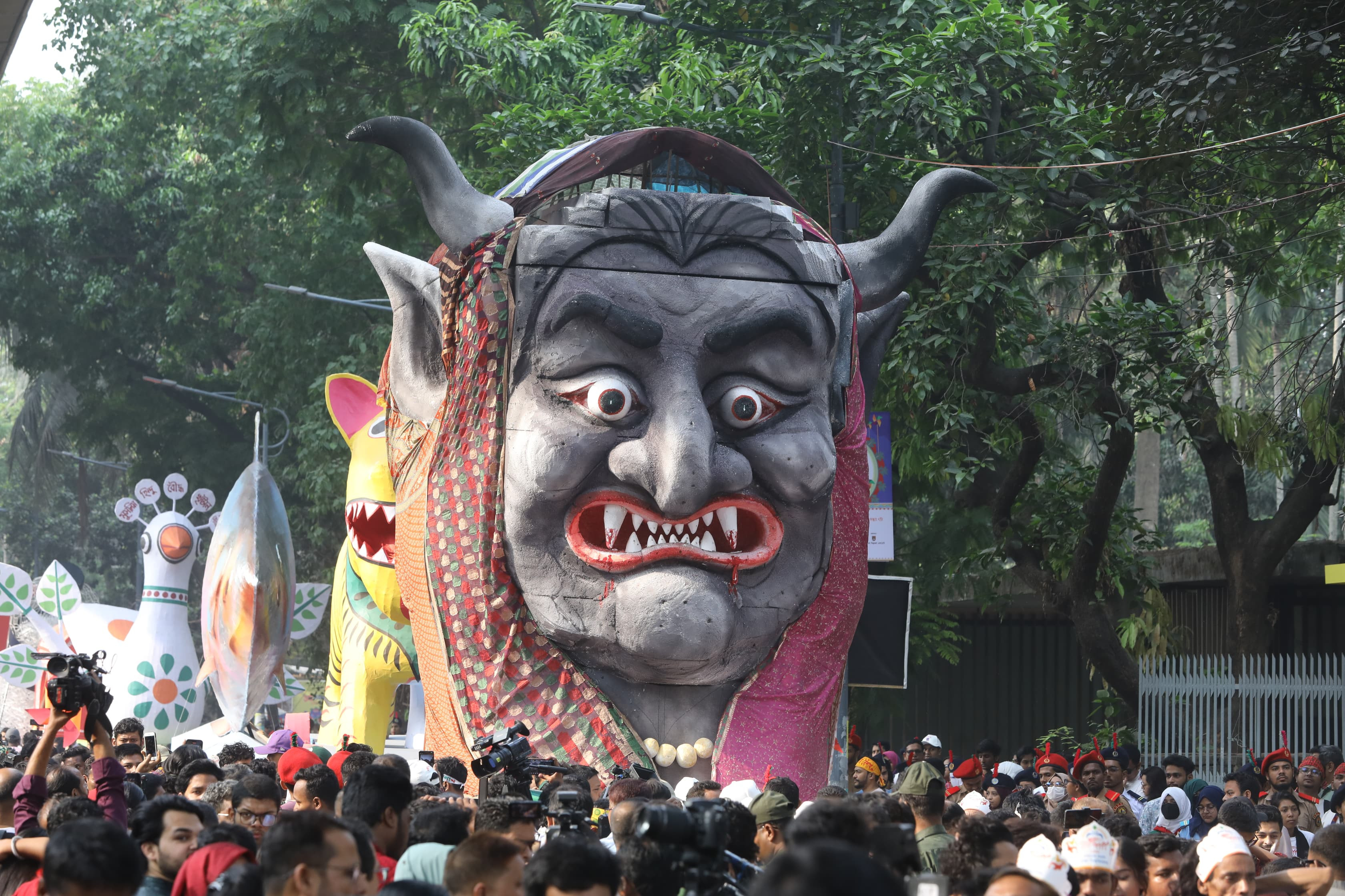 Ananda Shobhajatra marches on, embracing festivity