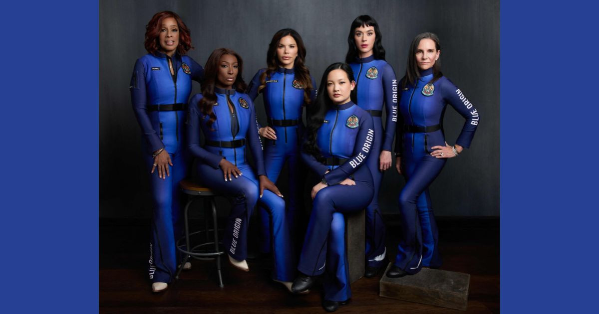 Katy Perry roars into space on all-woman flight