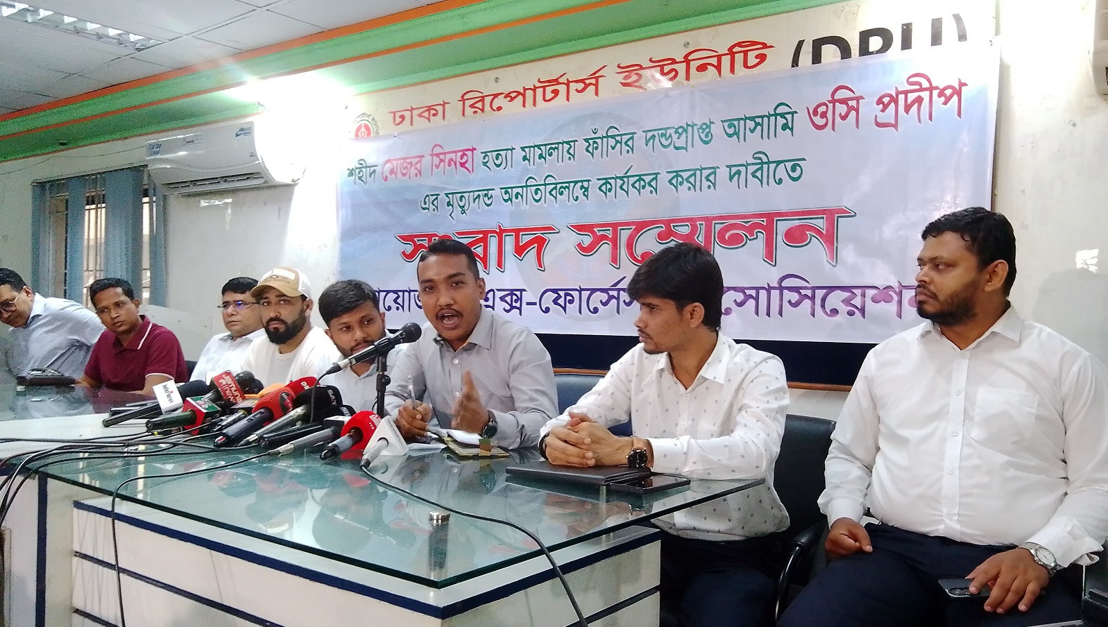 ‘Hang Pradeep and Liaqat within 7 days of verdict’: Ex-Forces Association