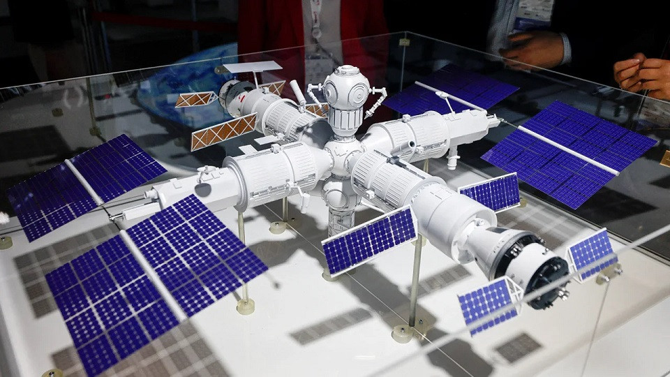 Russia in talks to help India build space station: Roscosmos