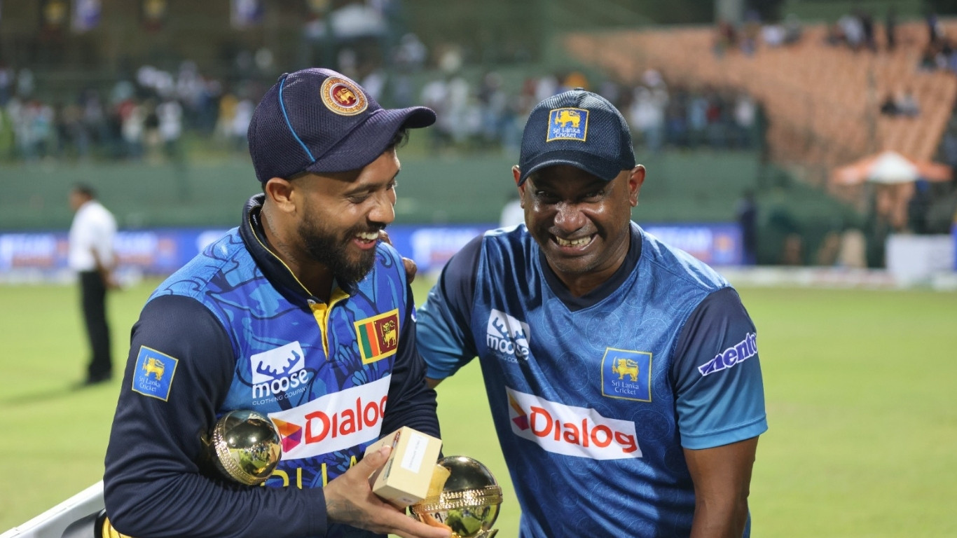 Whatever situation or pressure we are under it is the coaching staff that absorbs- Mendis