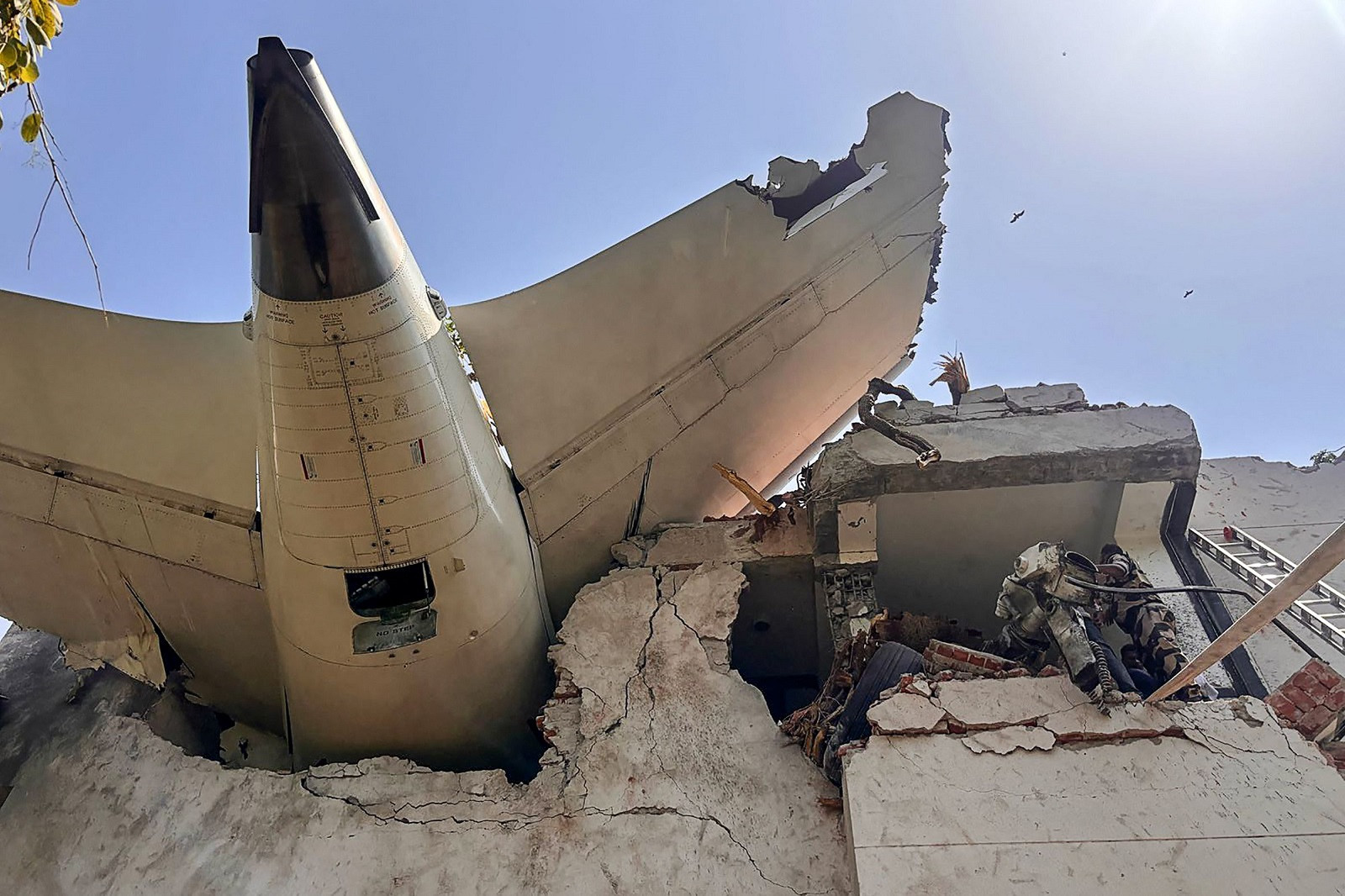 Fuel to Air India jet engines cut off moments before crash