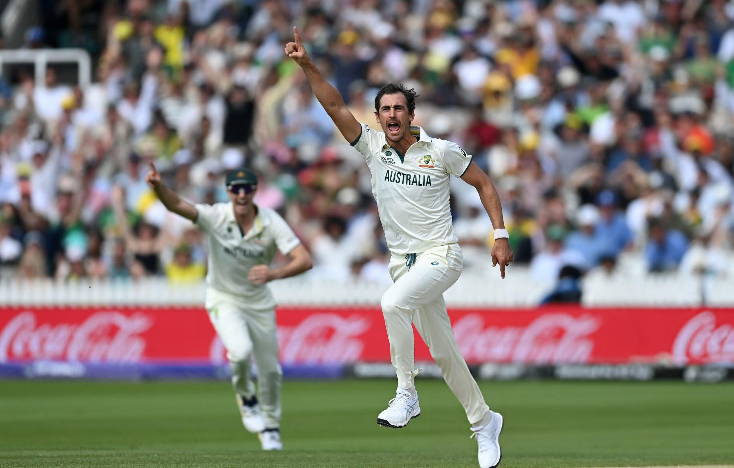 Akram hails 'modern-day great' Starc on 100-Test milestone
