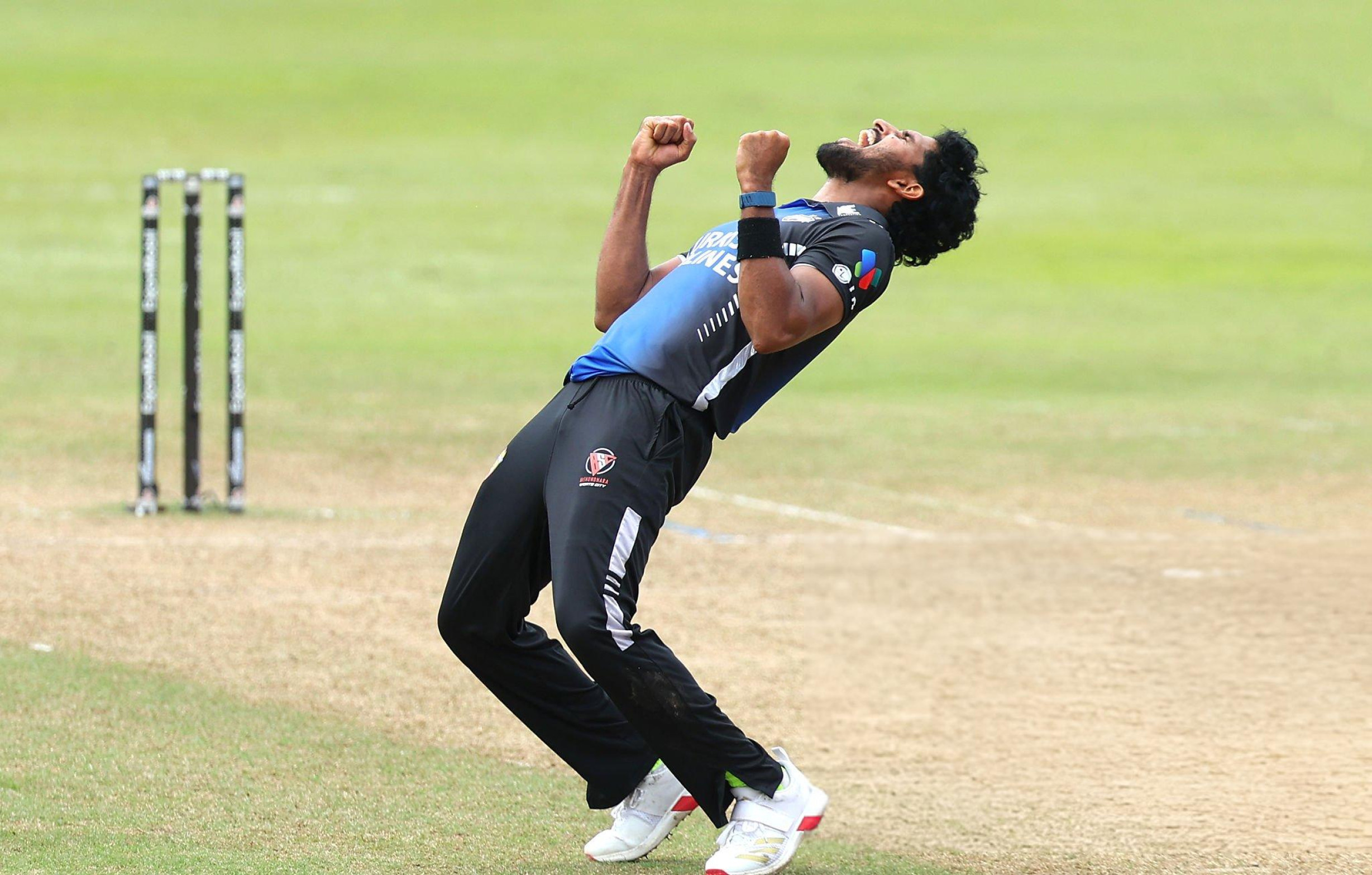 Perfect Riders make it to the finals