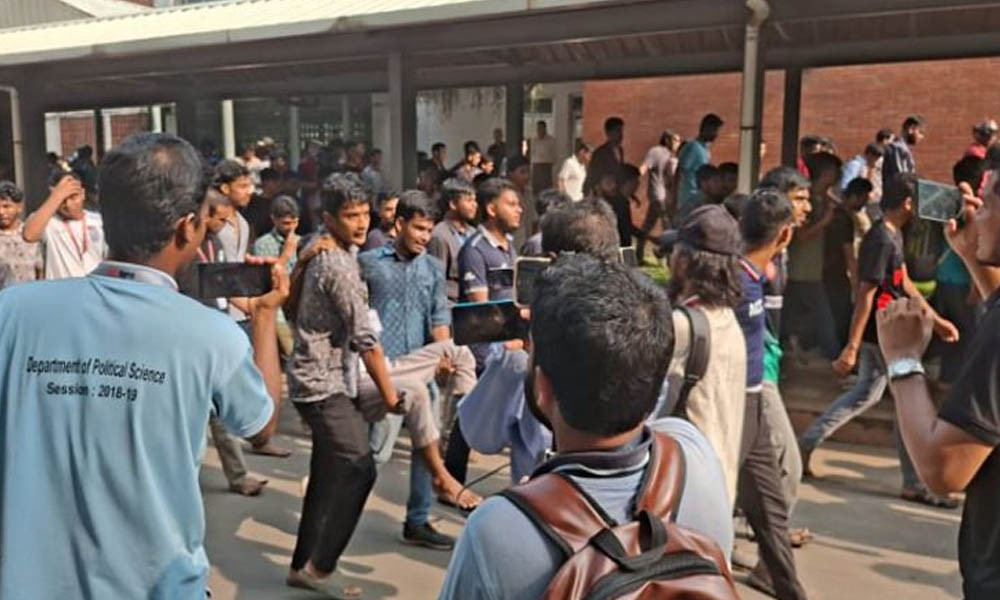 90 students injured in clash with law enforcers at Secretariat