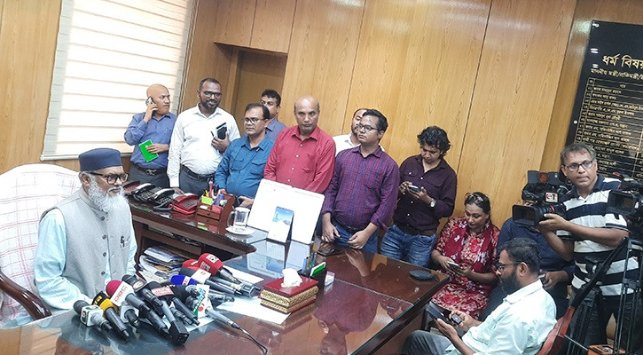 Committee on cards to resolve Tabligh dispute: Religious affairs adviser