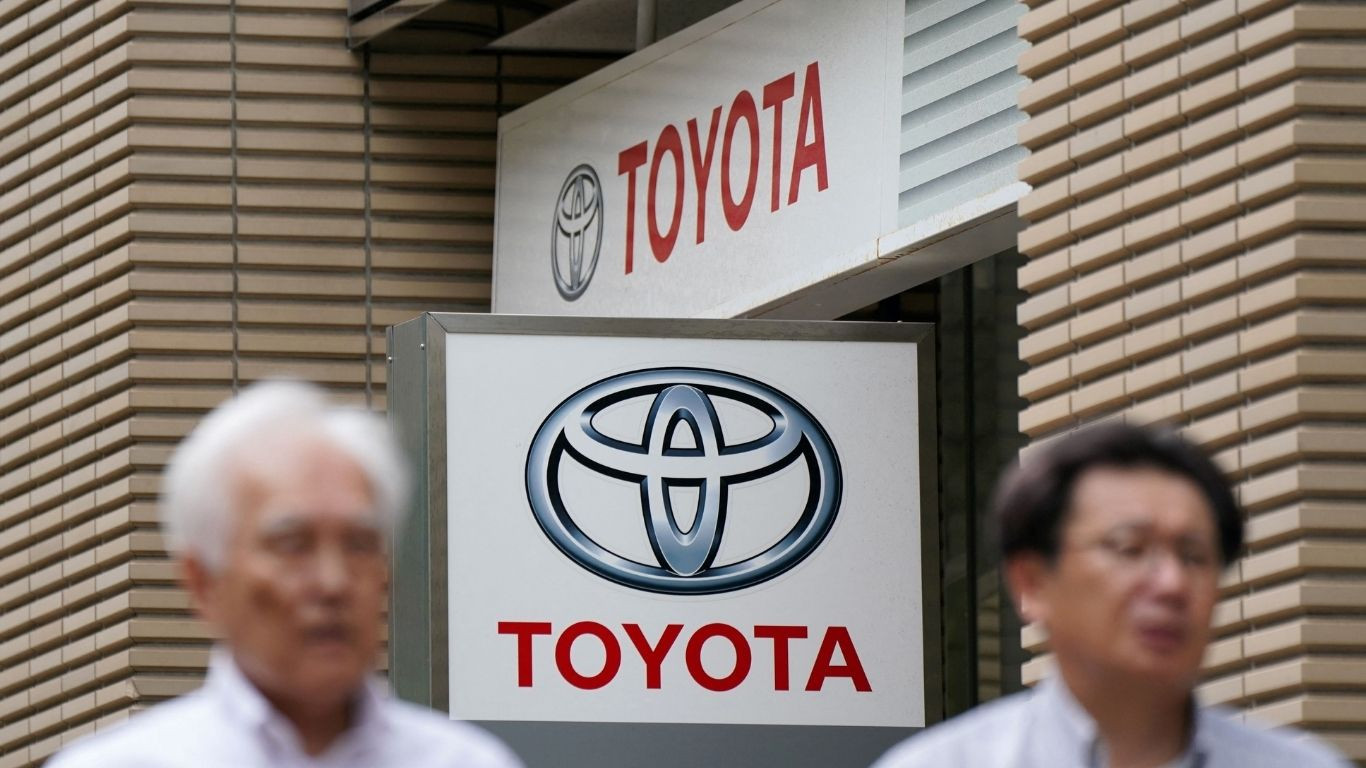 Toyota cuts $18.06b profit forecast due to US tariffs