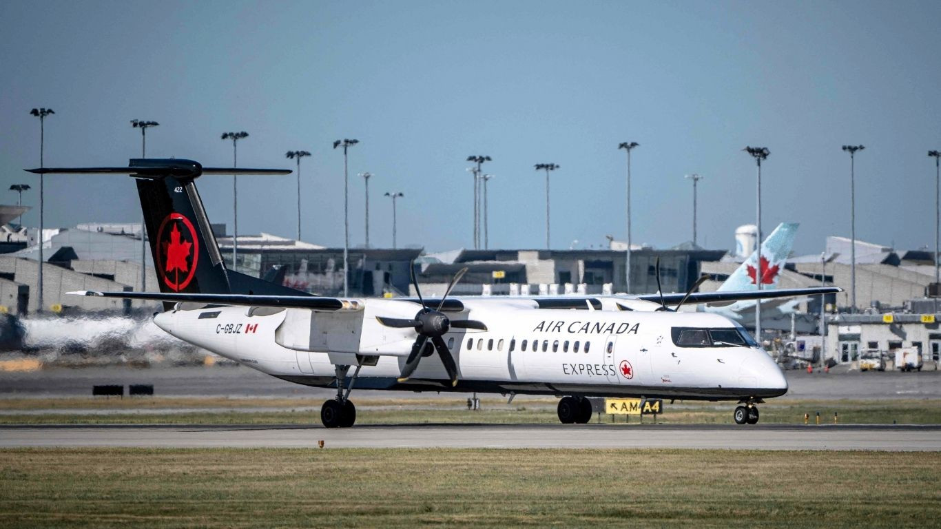 Air Canada flight attendants strike over pay, shutting down service