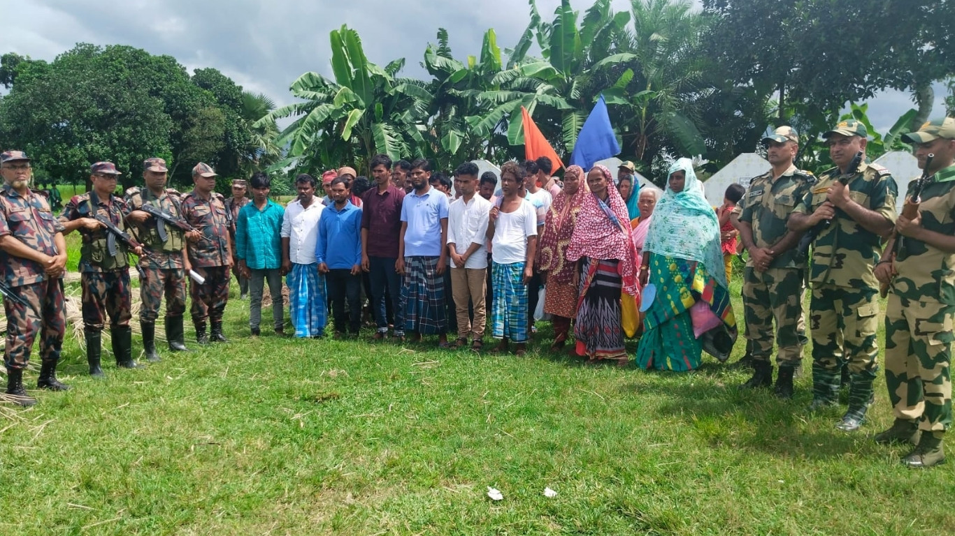 BSF repatriates 39 Bangladeshis through Meherpur border