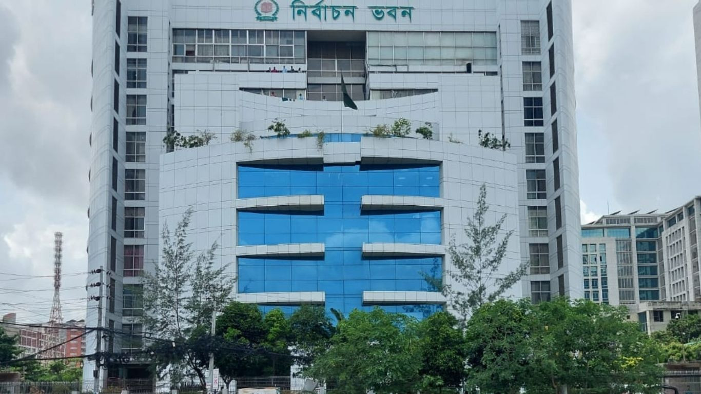 EC allows voter registration for expats using expired passports