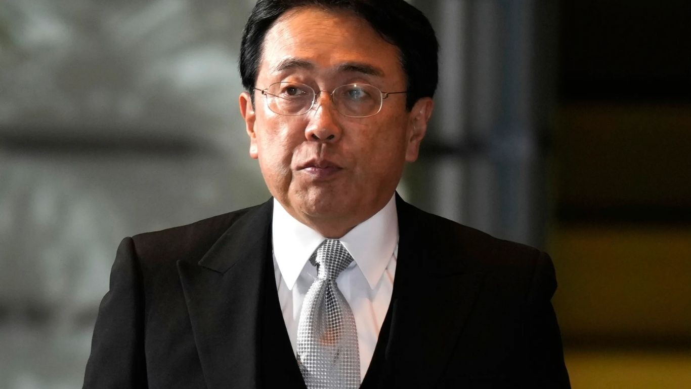 Japan's chief trade envoy postpones US trip
