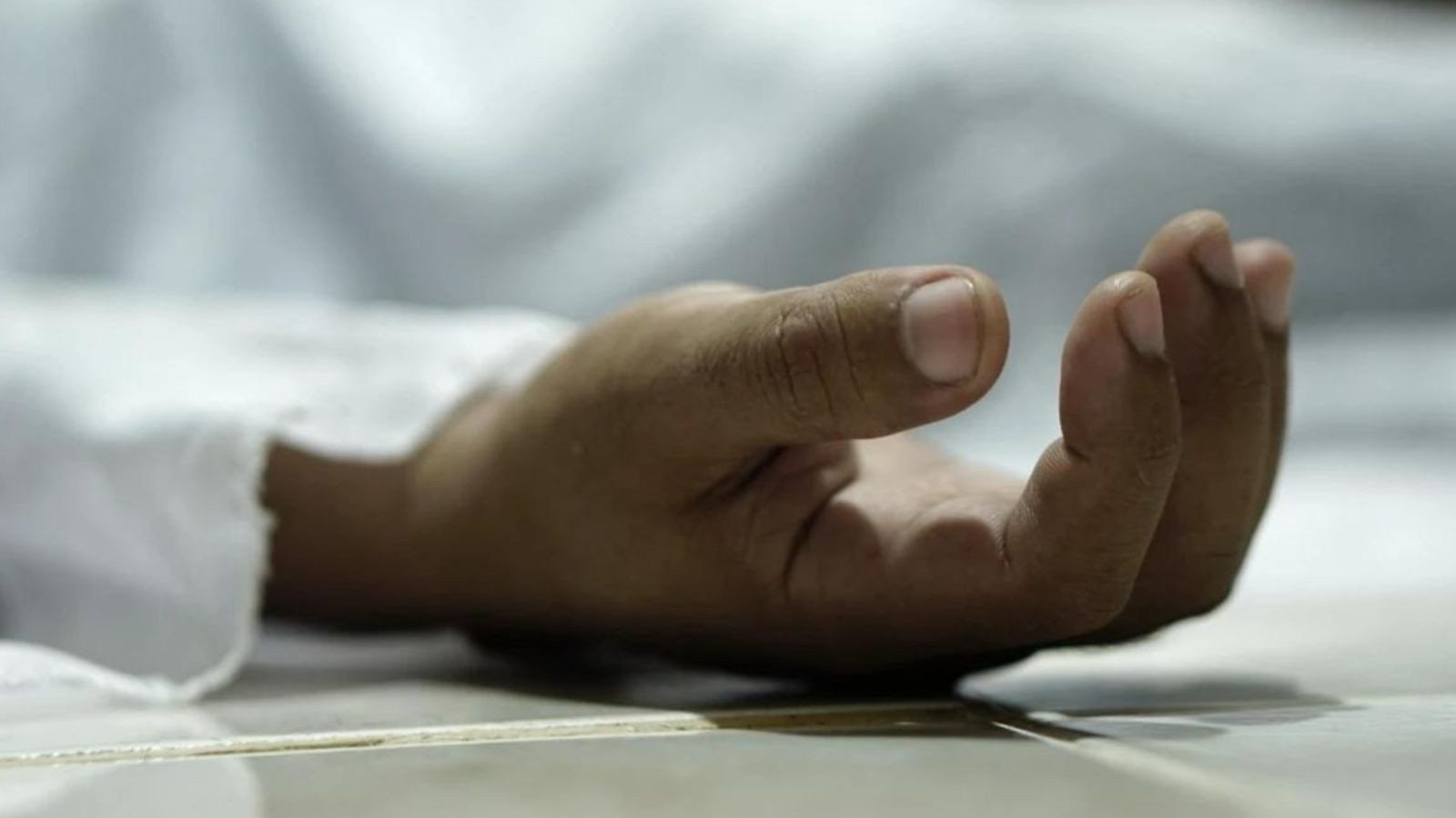 Man hacked to death in Adabar