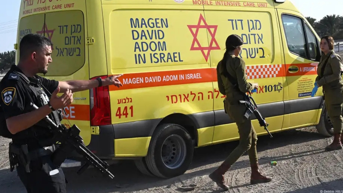 Israel says Jordanian truck driver kills 2 Israeli soldiers at West Bank border