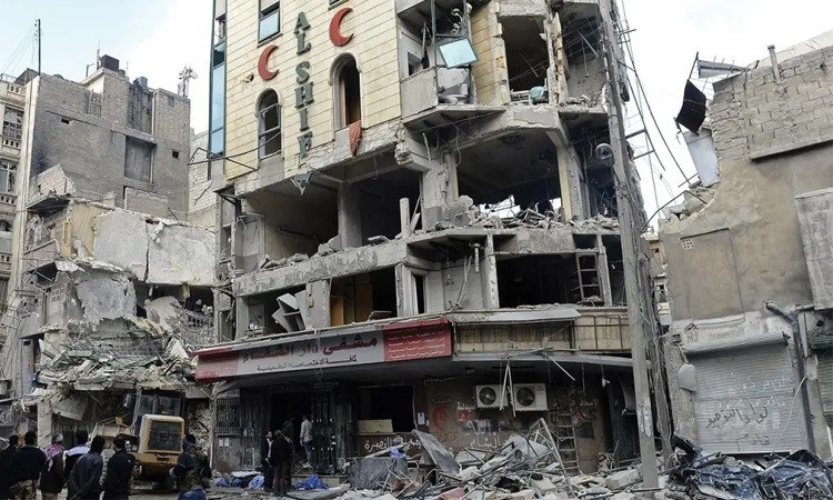 Syria monitor says 7 civilians killed in govt bombardment in north