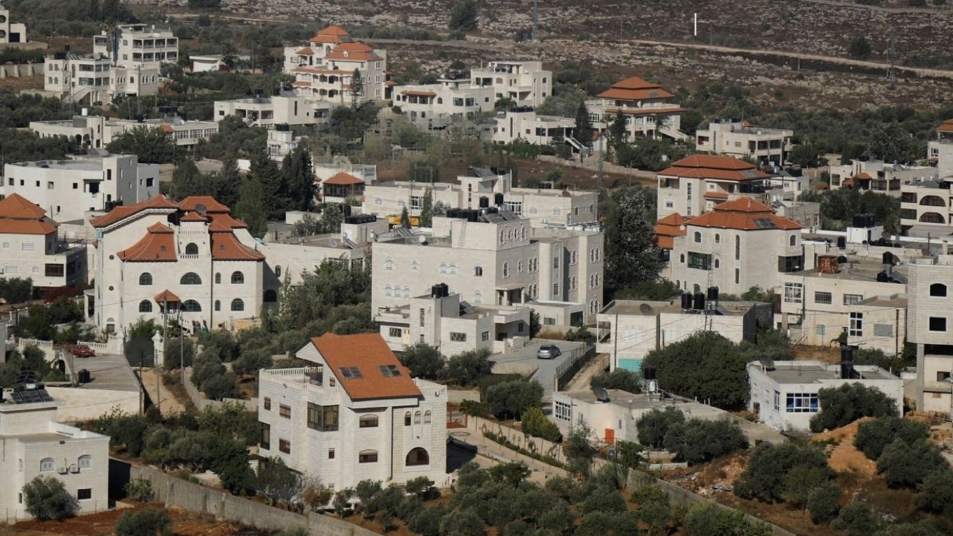 How Israel’s West Bank strategy aims to bury Palestinian statehood