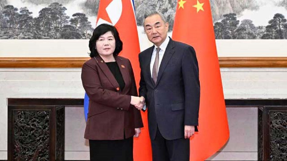 China calls on North Korea to oppose 'hegemony'