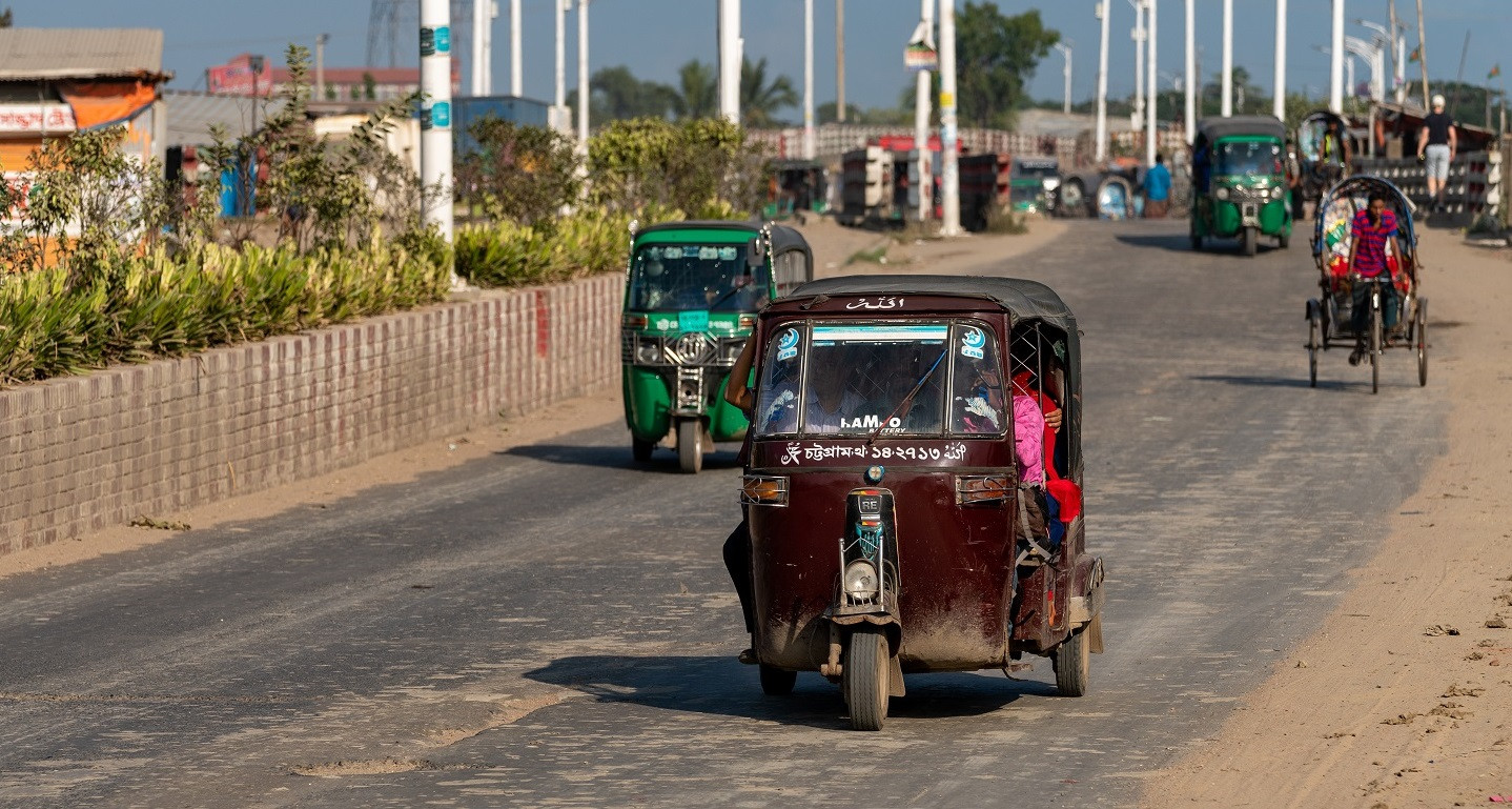 'Moderate' air quality persists in Dhaka