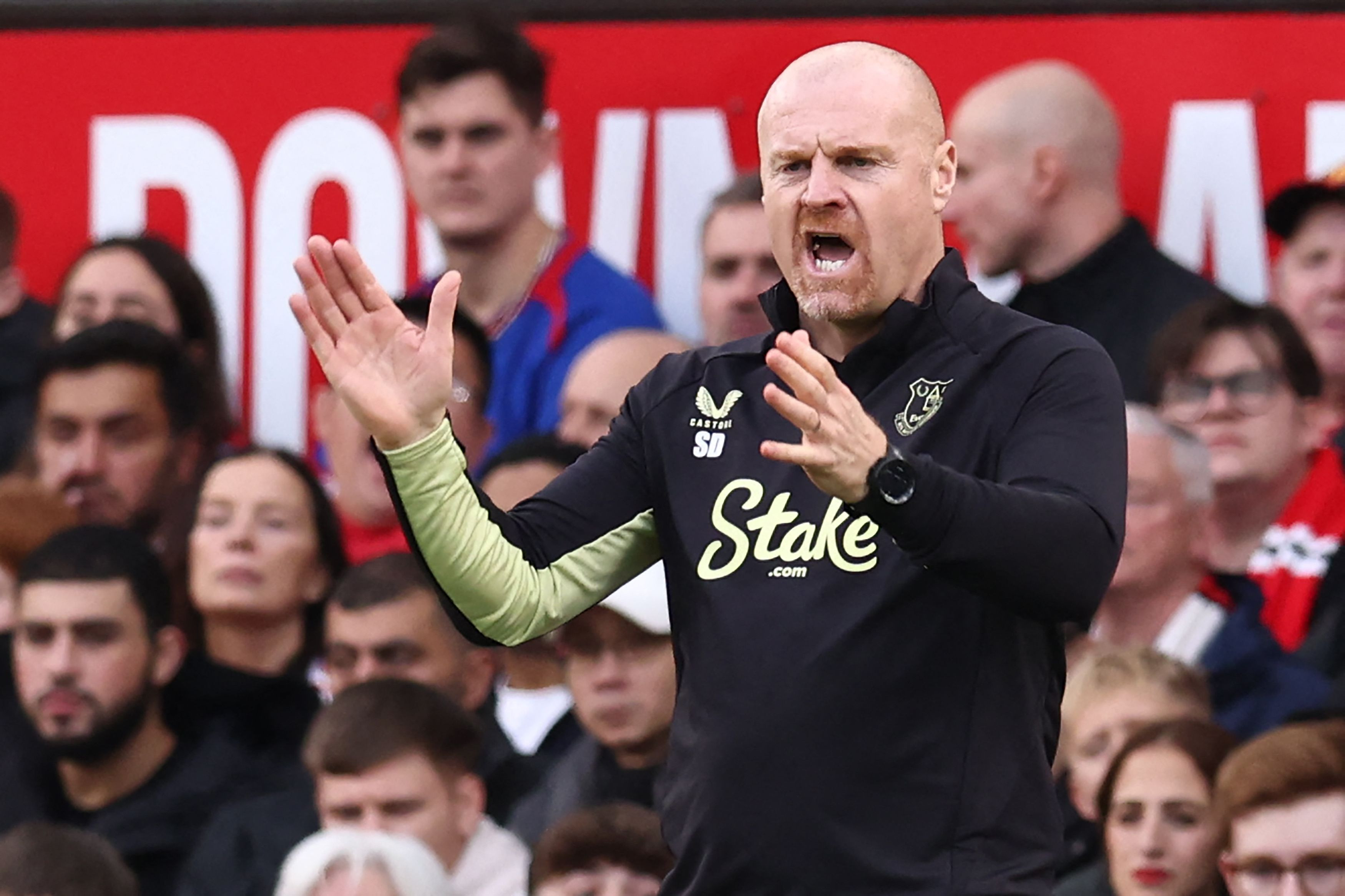 Dyche replaces Postecoglou as Nottingham Forest manager