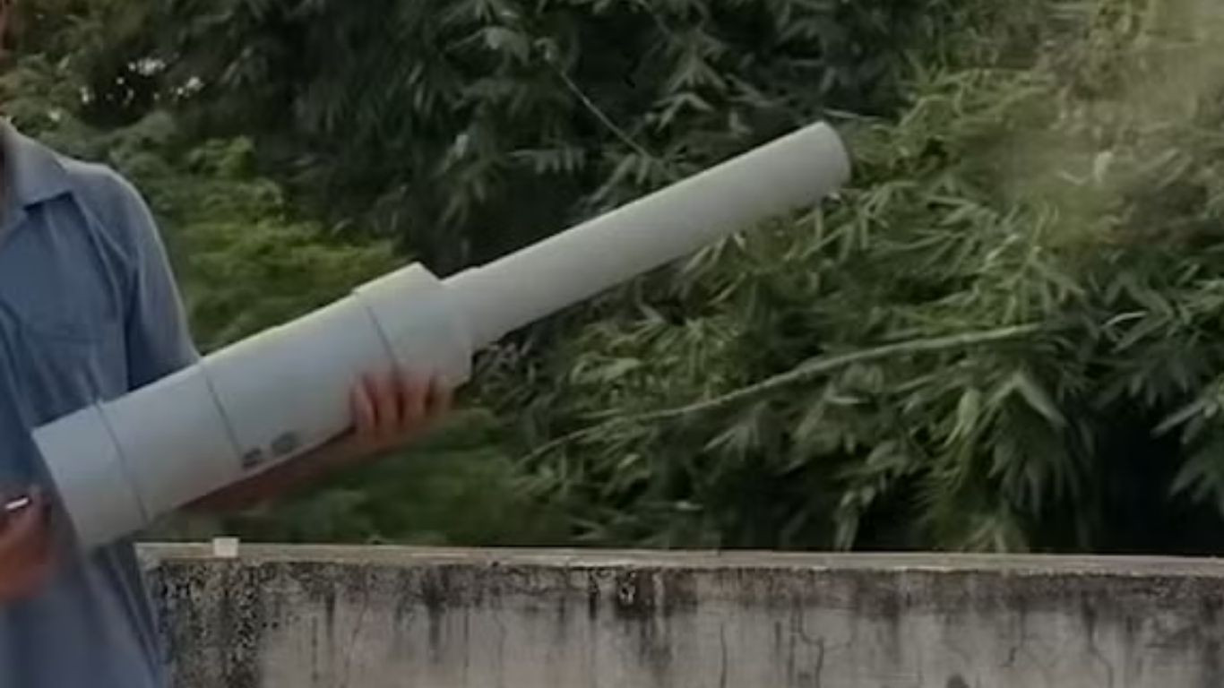 Over a dozen children go blind playing with new ‘must-have’ Diwali toy