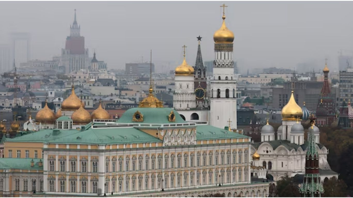 Kremlin says its troops will ‘destroy’ foreigners fighting for Kyiv