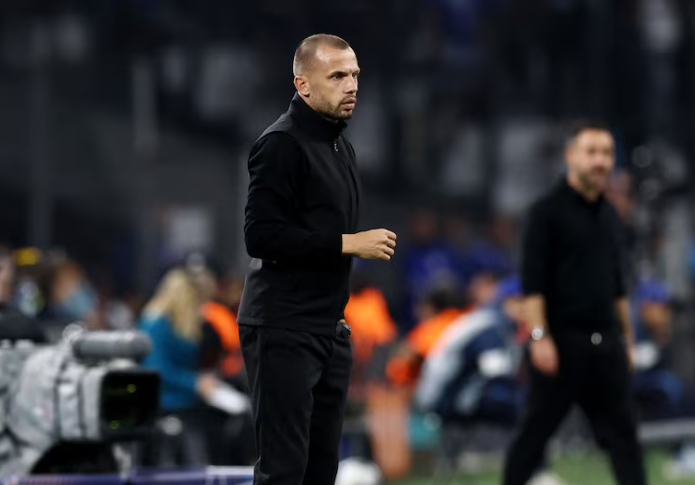 Ajax Amsterdam sack coach John Heitinga