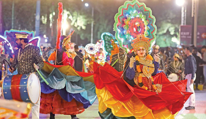 Bangladeshi cultural stars shine up stage in Riyadh