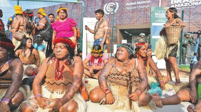 Protesters block main entrance to COP30 climate talks in Brazil