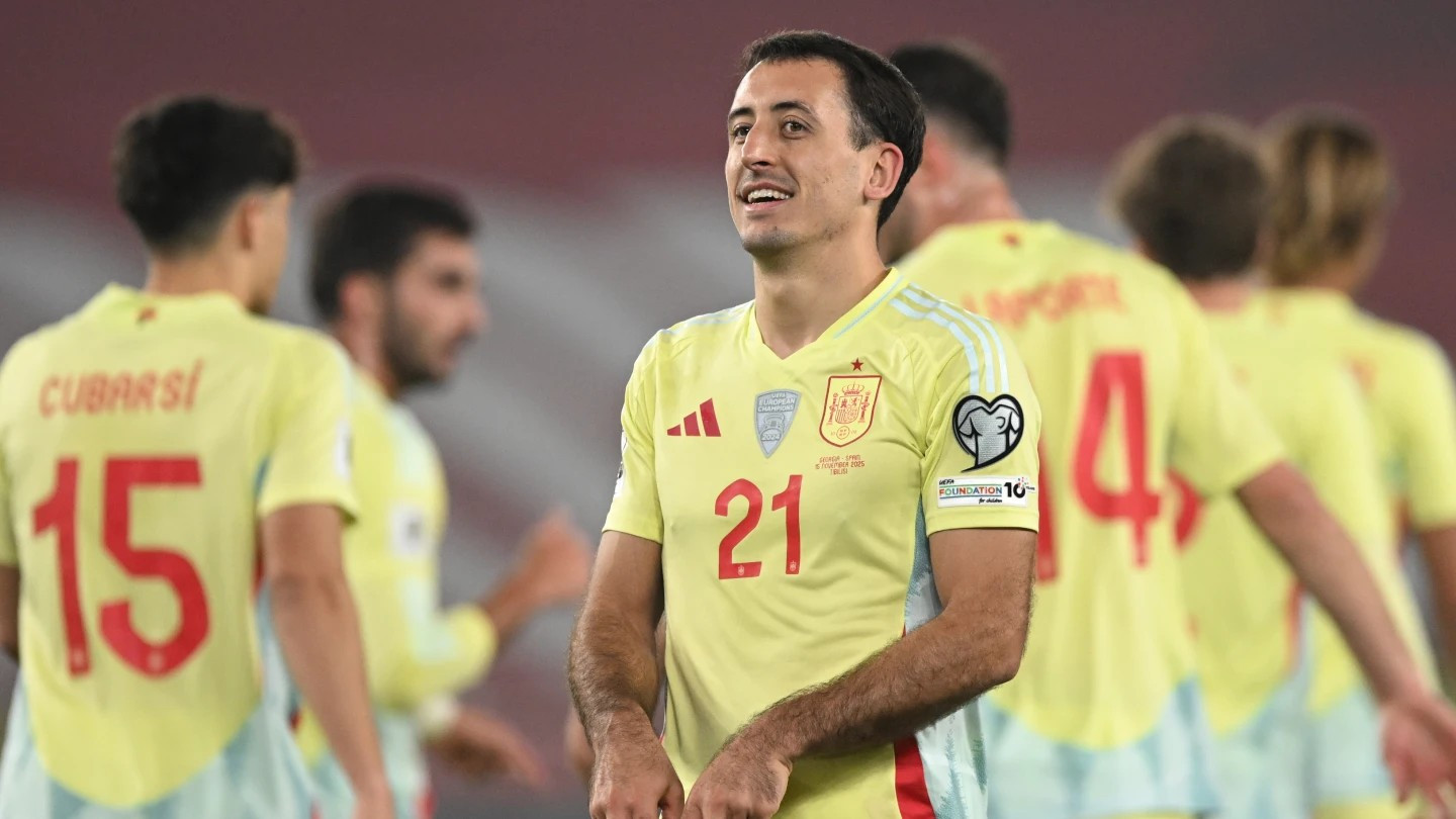 Mikel Oyarzabal stars as Spain remains perfect in World Cup qualifying