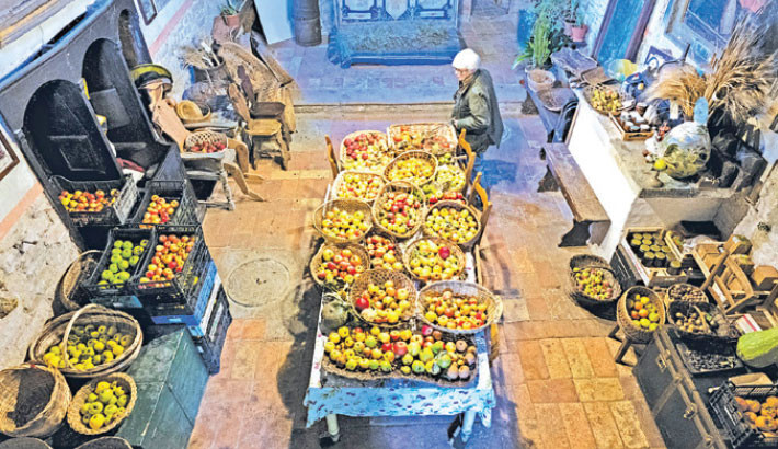 Italian fruit detective racing to save forgotten varieties