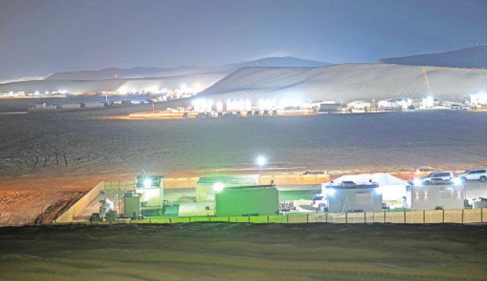 This picture taken on 14 November 2025 shows desert camps for tourism at Sealine Desert in Al-Wakrah, south of Doha, in Qatar. Photo: AFP