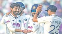 India close in on win over South Africa after Jadeja heroics