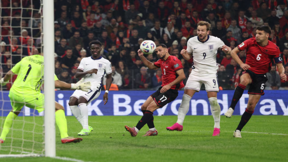 Kane double seals perfect World Cup qualification for England